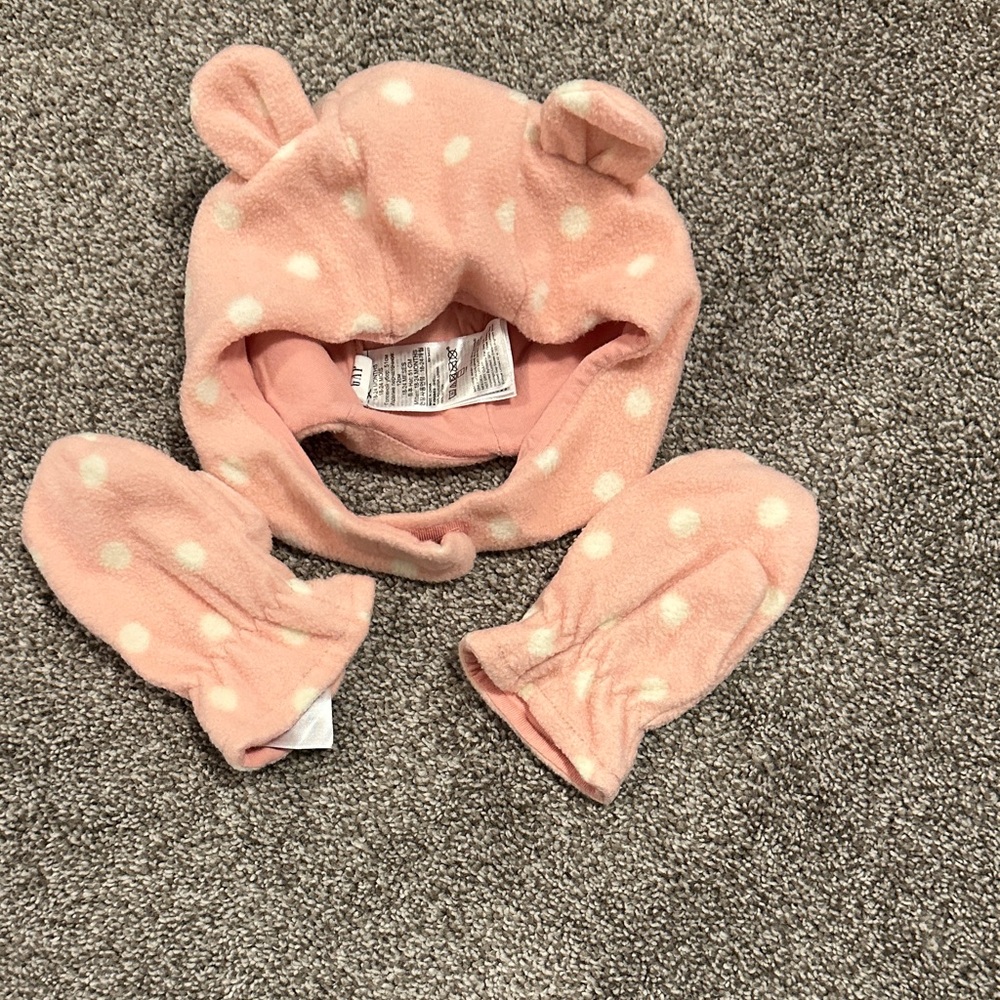 GAP Pink Polka Dot Hat and Mittens Set